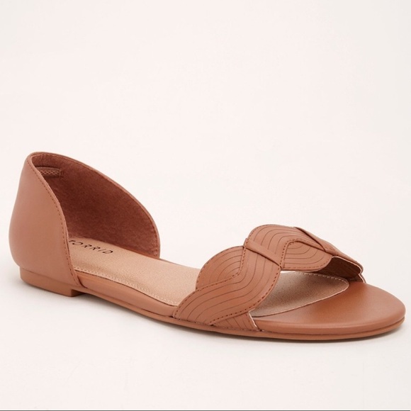torrid Shoes - Tan Torrid Flats